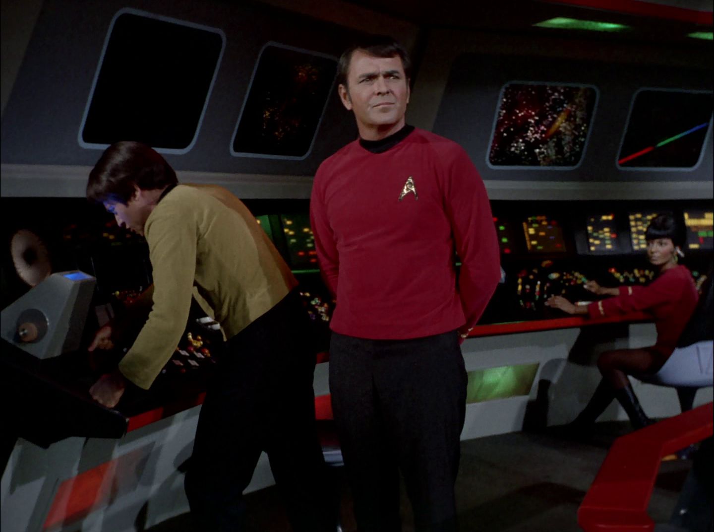 extant_StarTrek_2x11-FridaysChild_2189.jpg