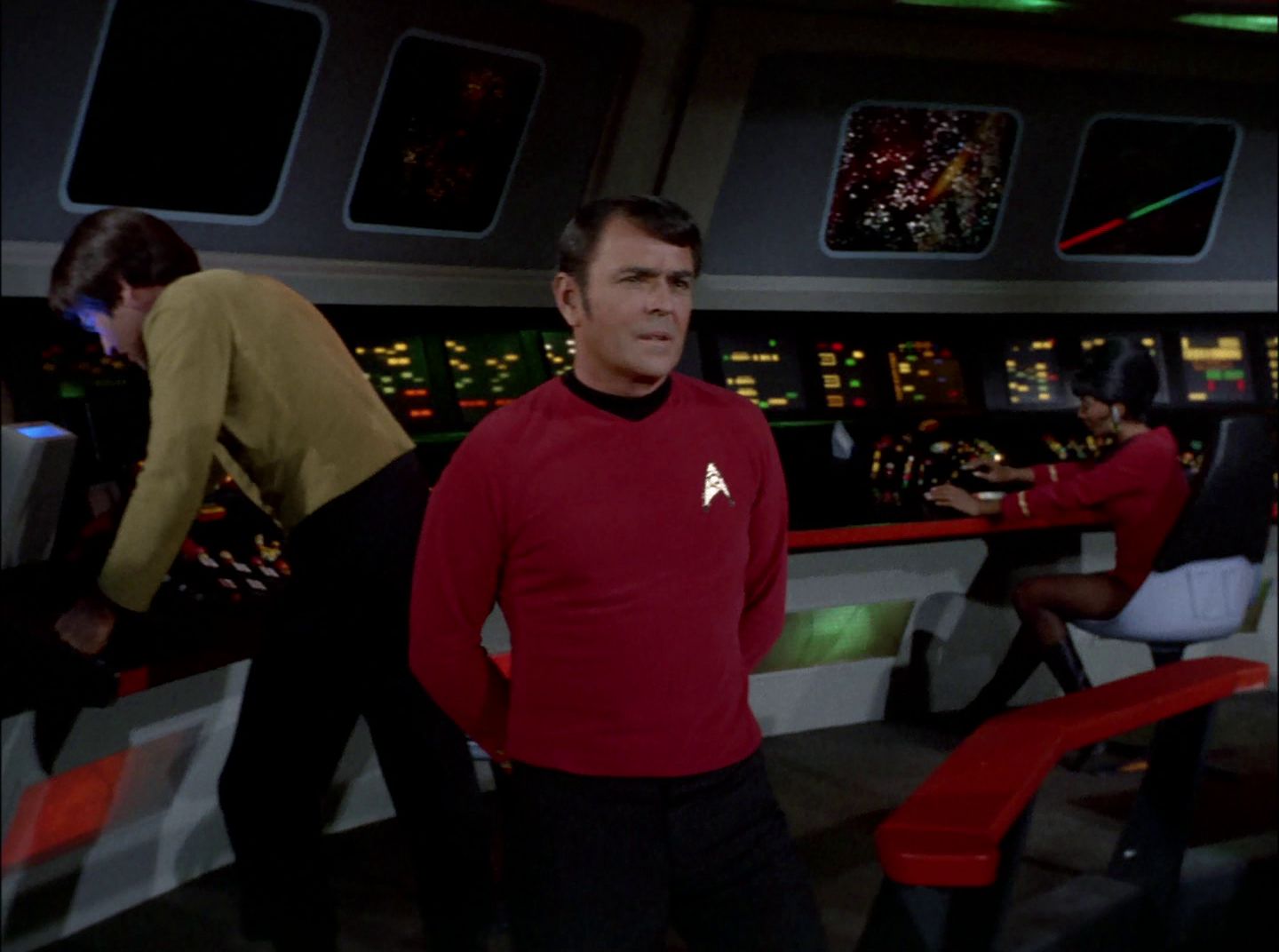 extant_StarTrek_2x11-FridaysChild_2195.jpg