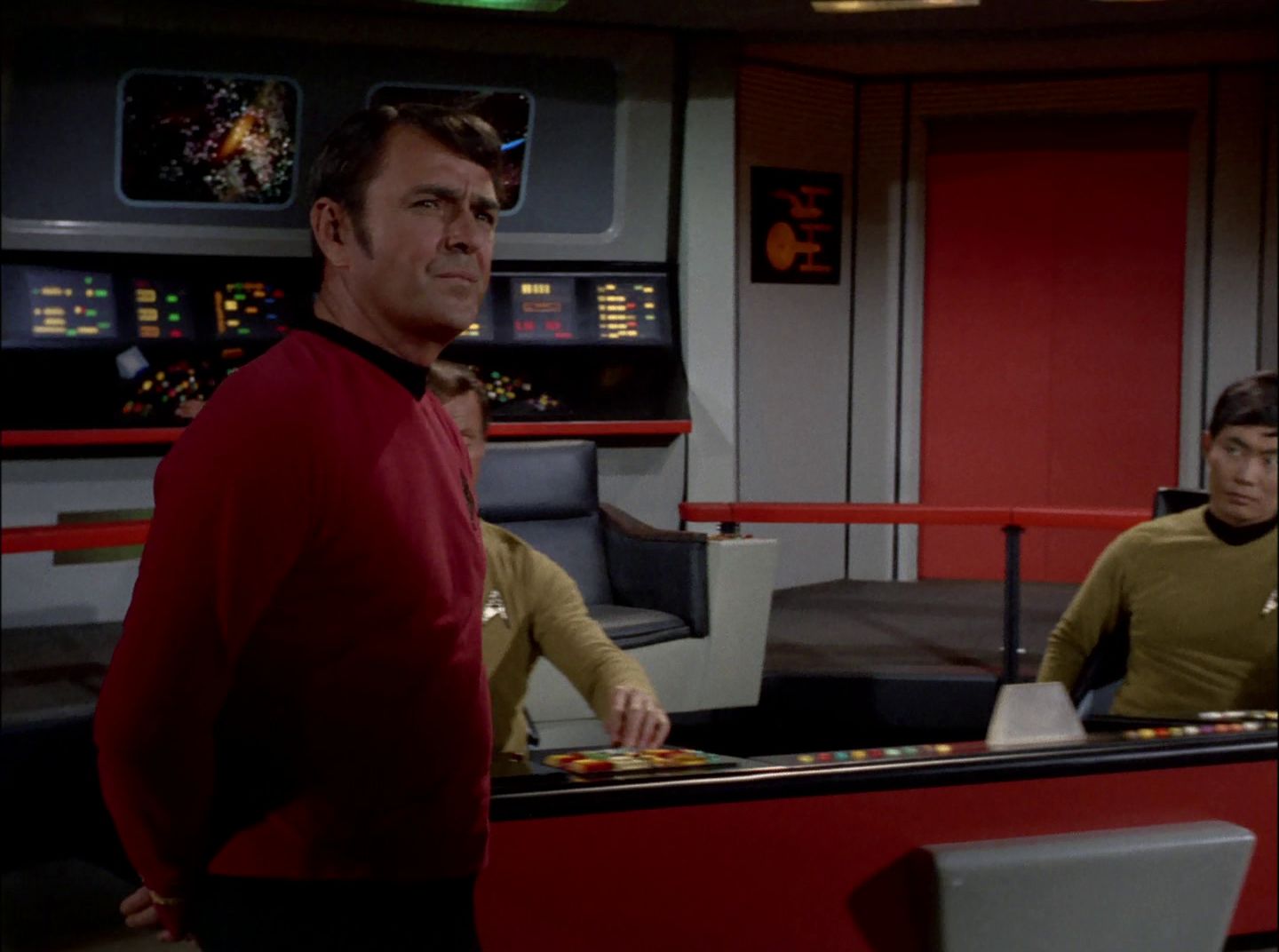 extant_StarTrek_2x11-FridaysChild_2200.jpg