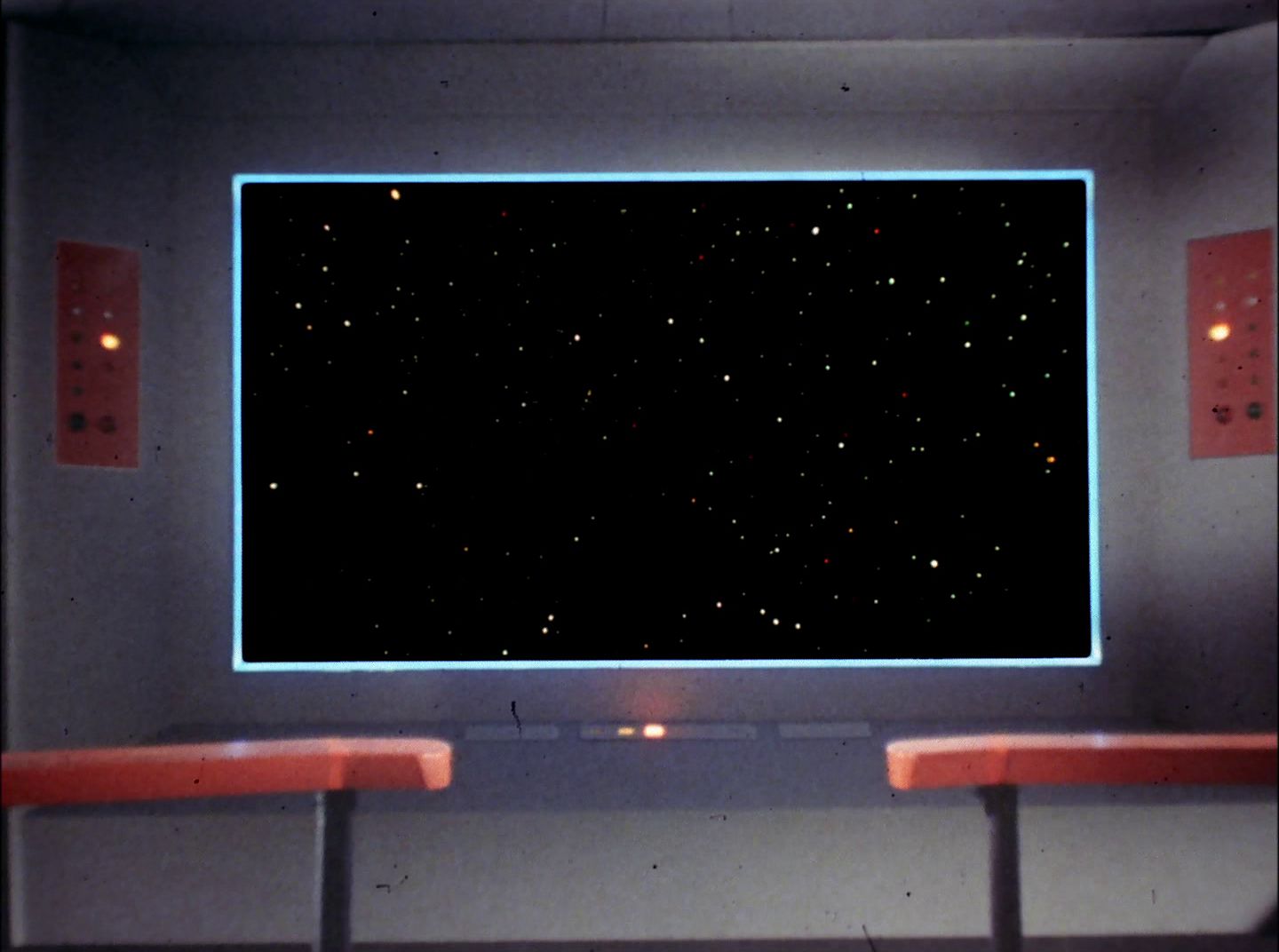 extant_StarTrek_2x11-FridaysChild_2208.jpg
