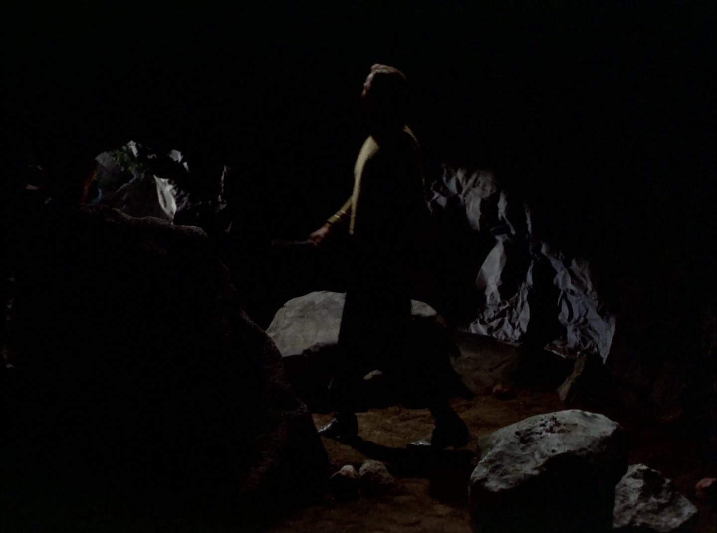 extant_StarTrek_2x11-FridaysChild_2294.jpg