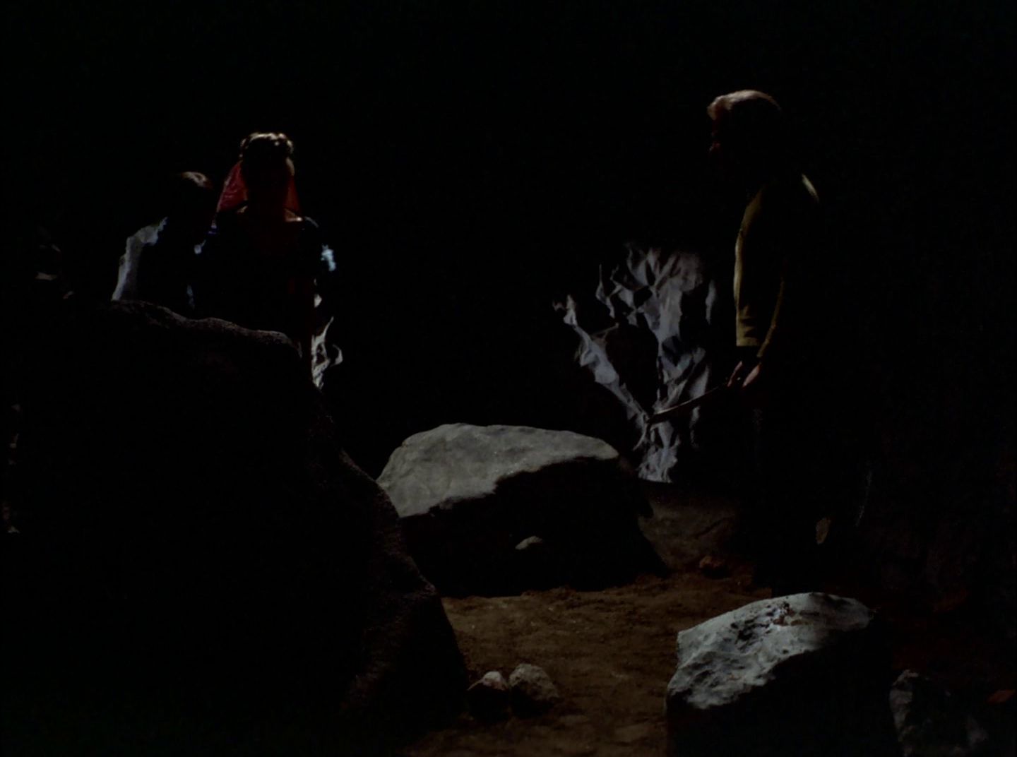 extant_StarTrek_2x11-FridaysChild_2303.jpg