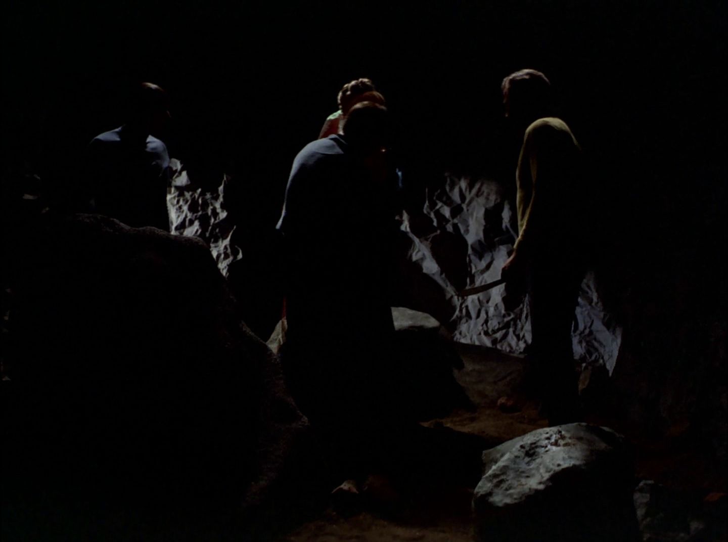 extant_StarTrek_2x11-FridaysChild_2308.jpg