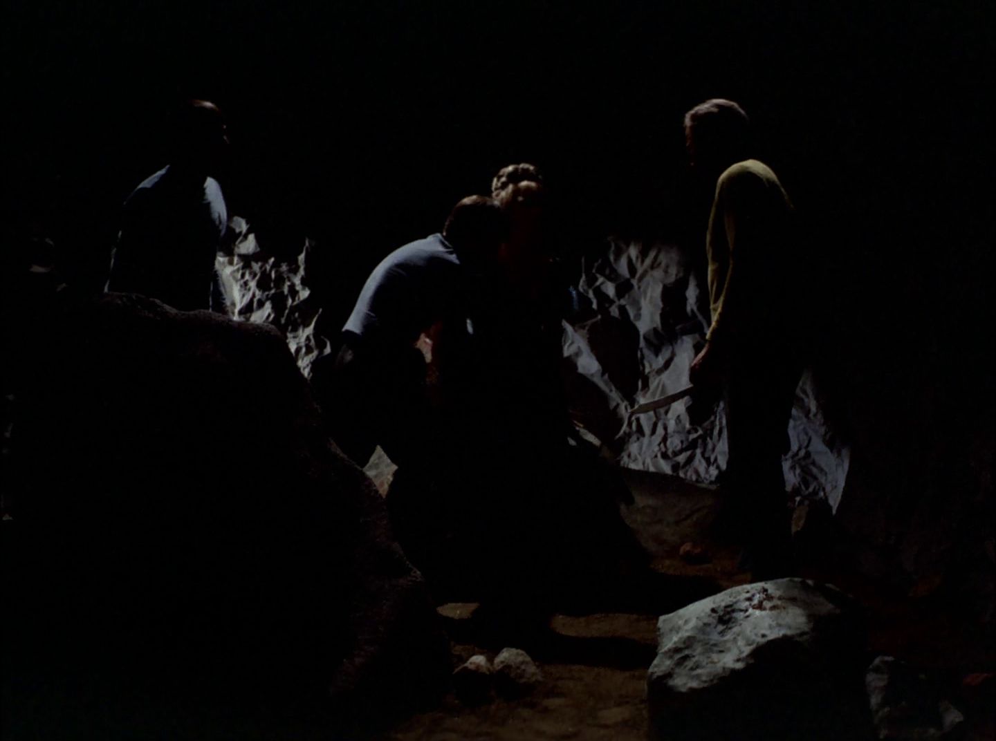 extant_StarTrek_2x11-FridaysChild_2309.jpg