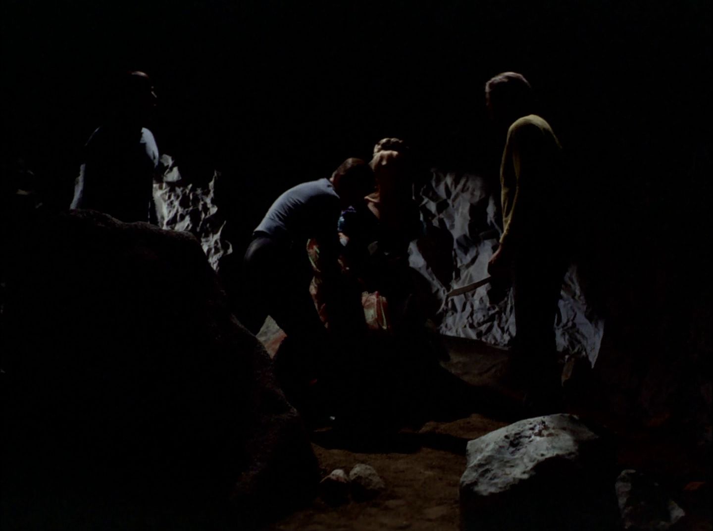 extant_StarTrek_2x11-FridaysChild_2310.jpg