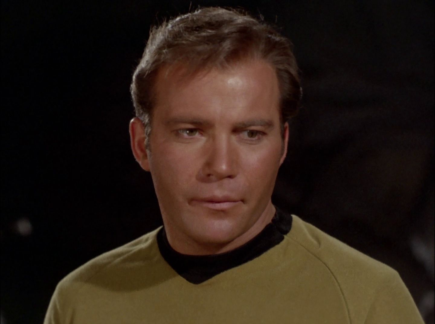 extant_StarTrek_2x11-FridaysChild_2360.jpg