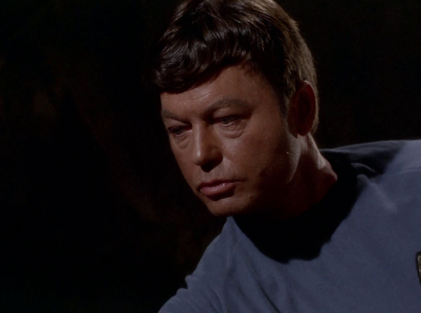 extant_StarTrek_2x11-FridaysChild_2446.jpg