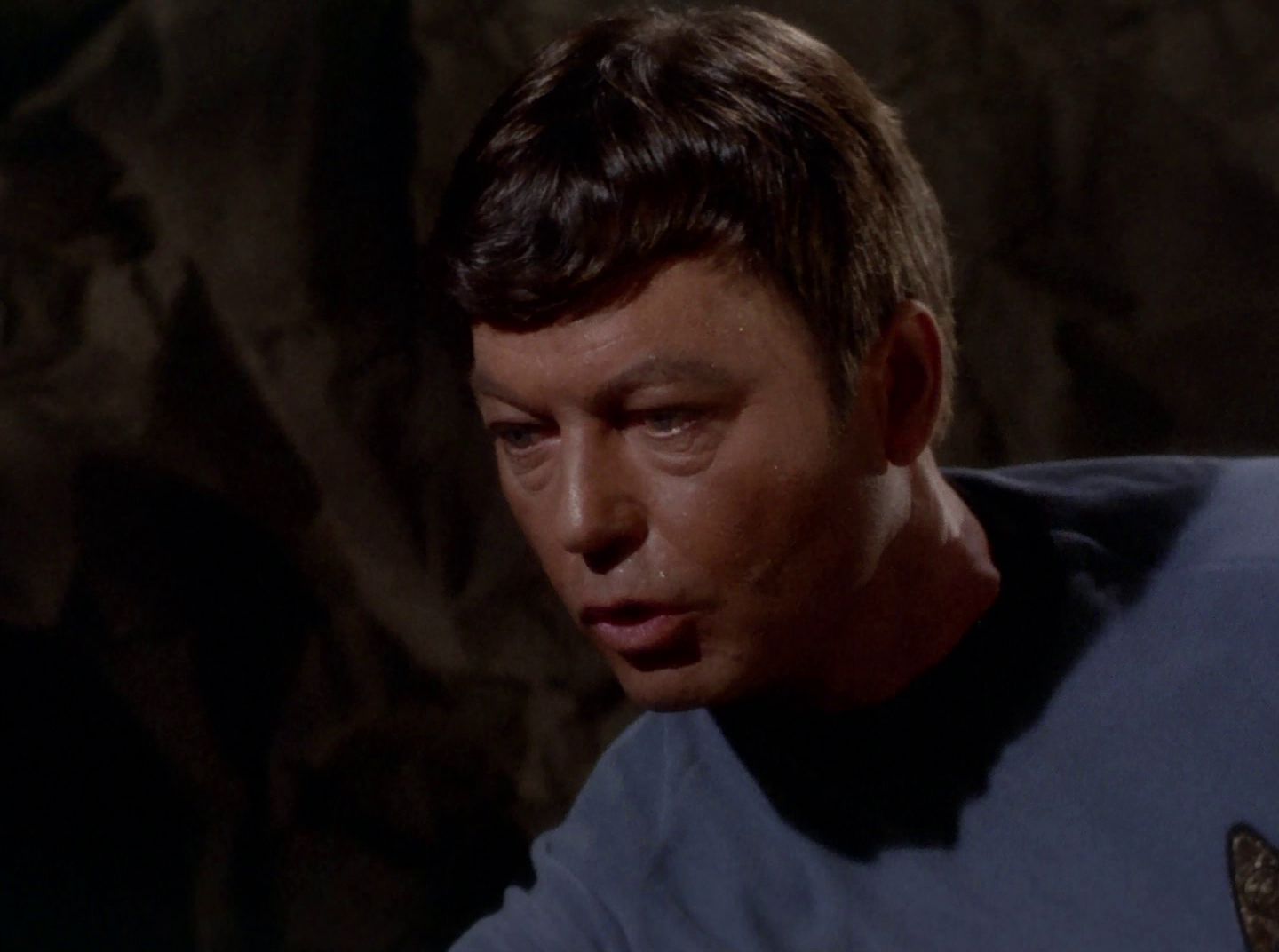 extant_StarTrek_2x11-FridaysChild_2453.jpg