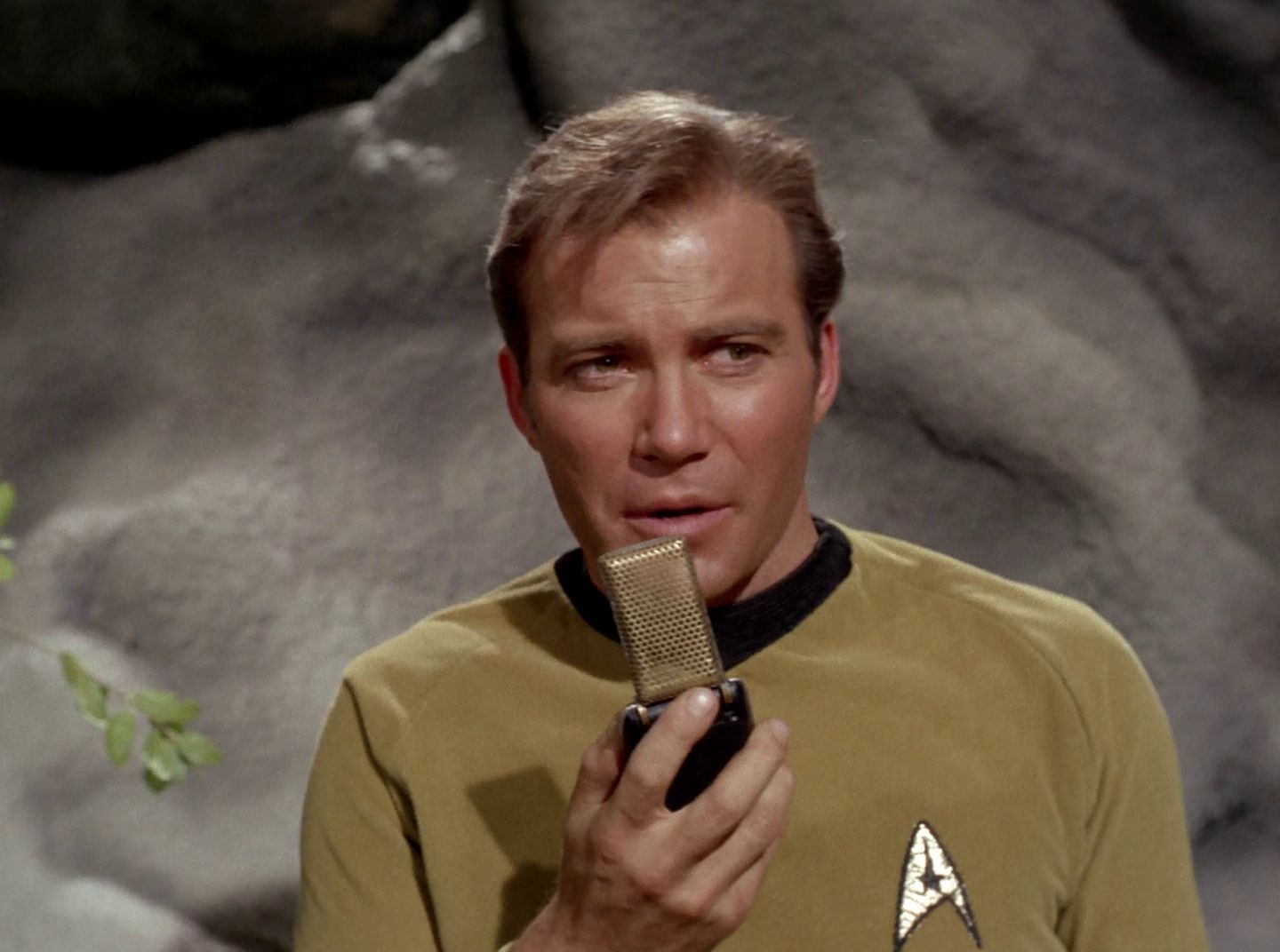 extant_StarTrek_2x11-FridaysChild_2508.jpg
