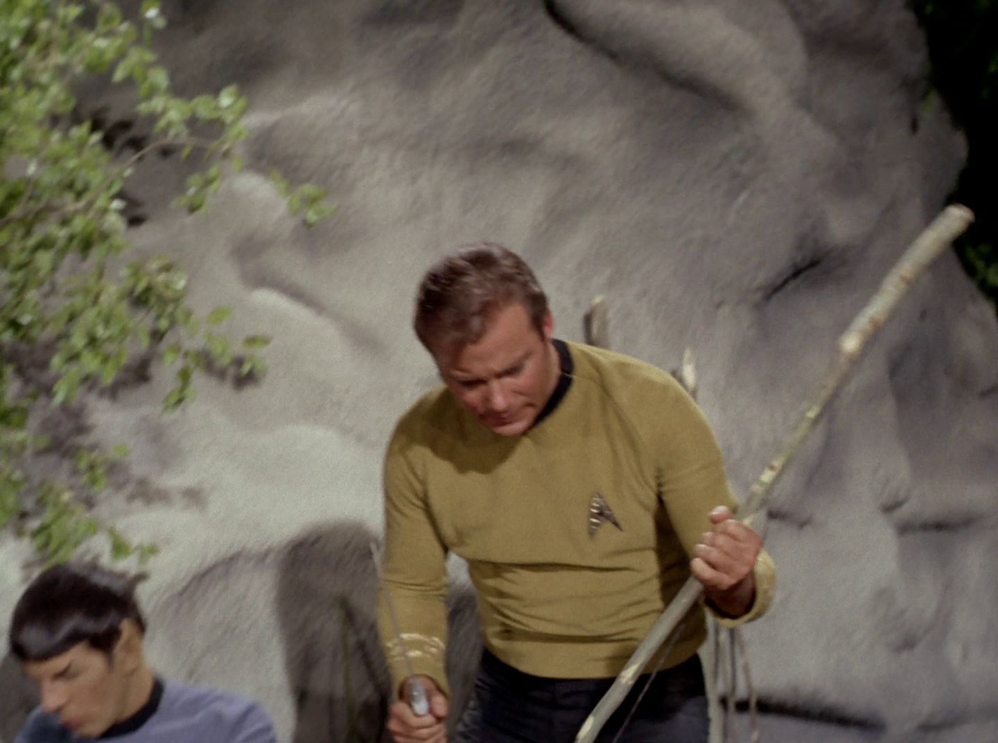 extant_StarTrek_2x11-FridaysChild_2517.jpg