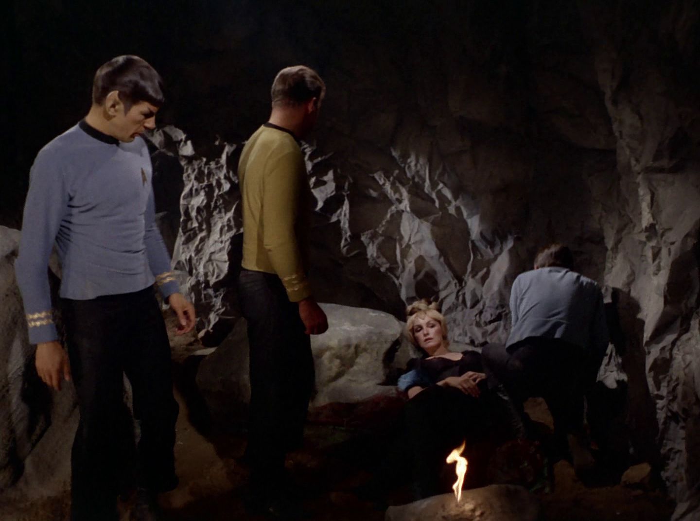 extant_StarTrek_2x11-FridaysChild_2581.jpg