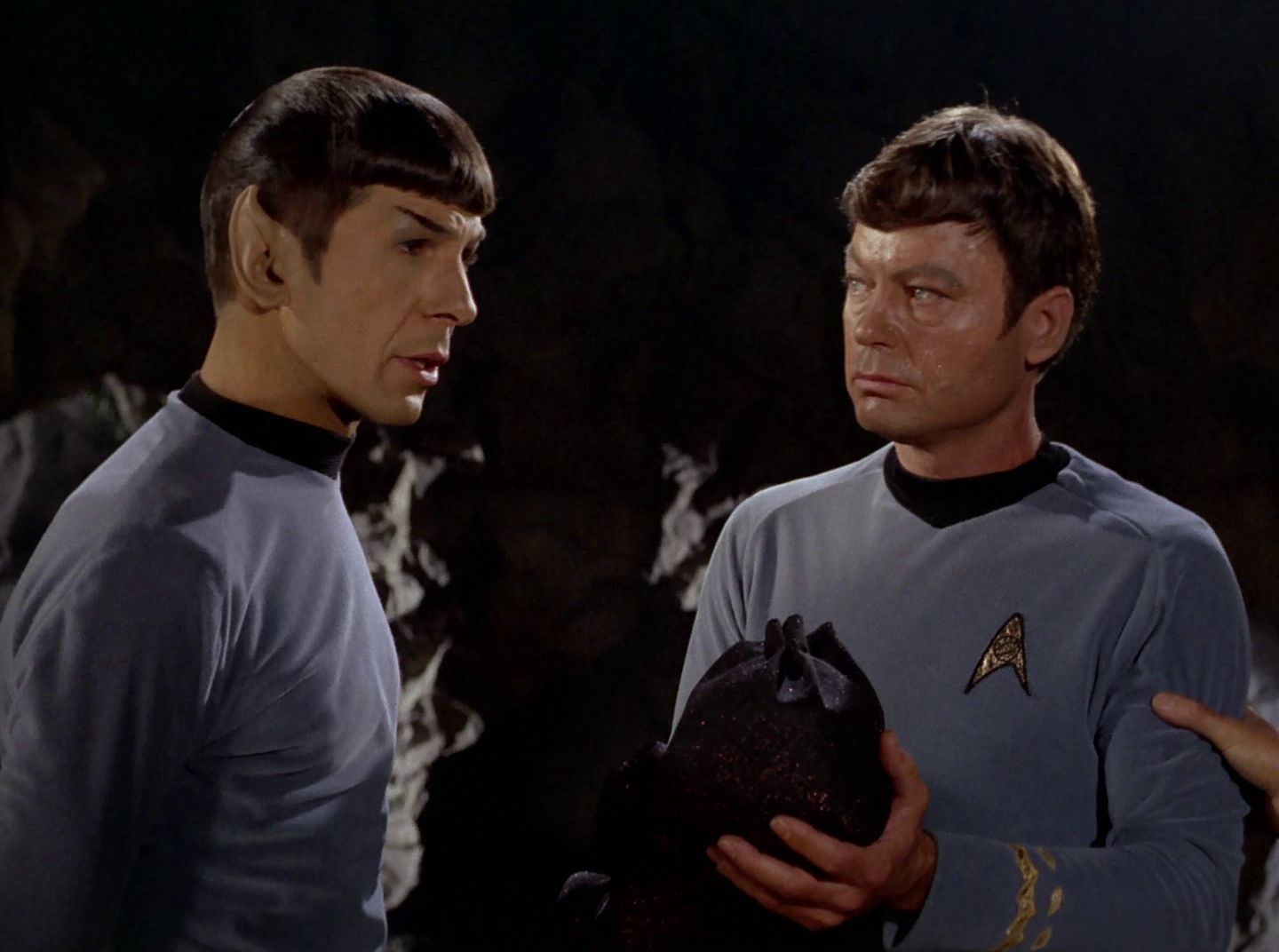 extant_StarTrek_2x11-FridaysChild_2628.jpg