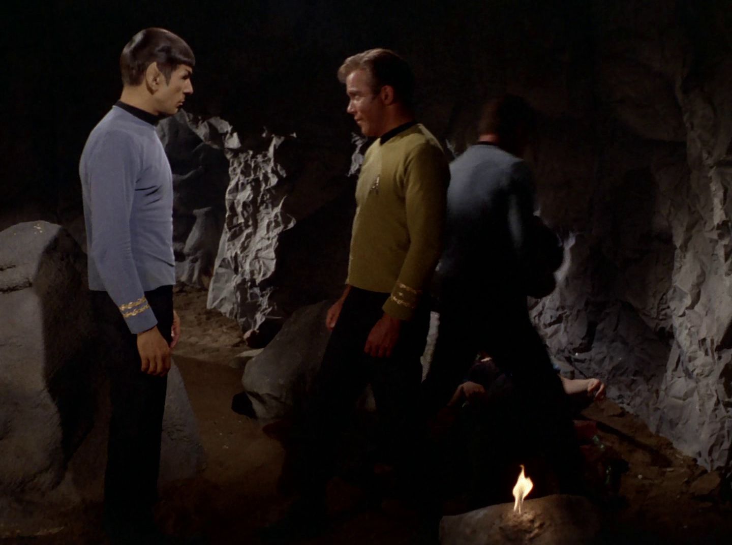 extant_StarTrek_2x11-FridaysChild_2636.jpg