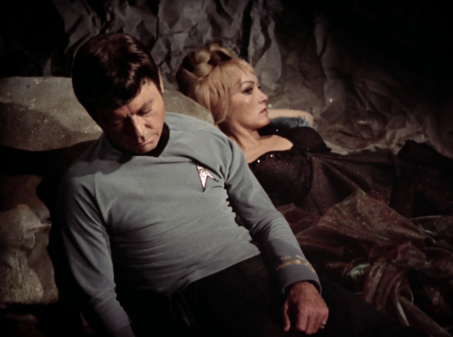 extant_StarTrek_2x11-FridaysChild_2732.jpg