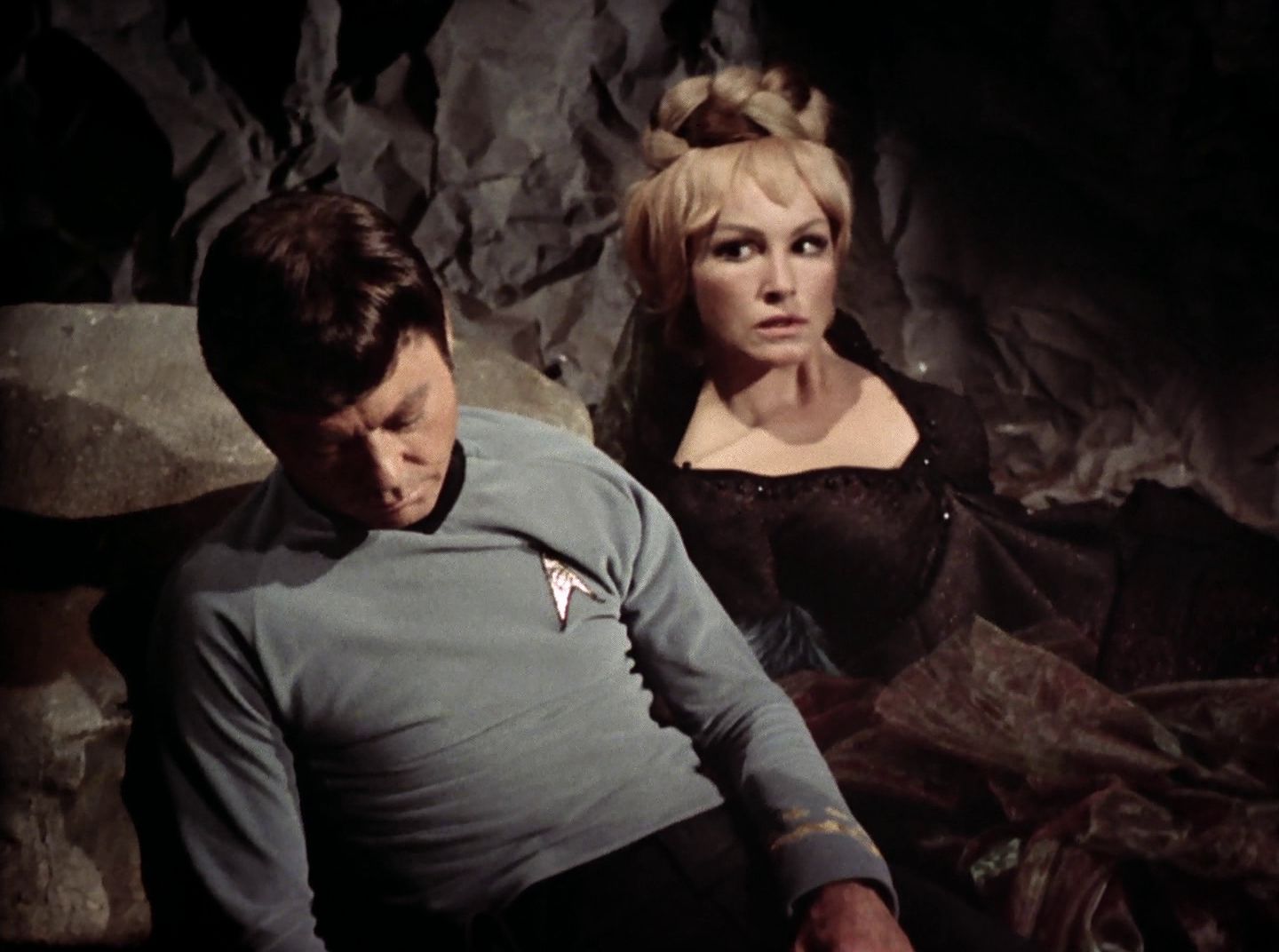 extant_StarTrek_2x11-FridaysChild_2740.jpg