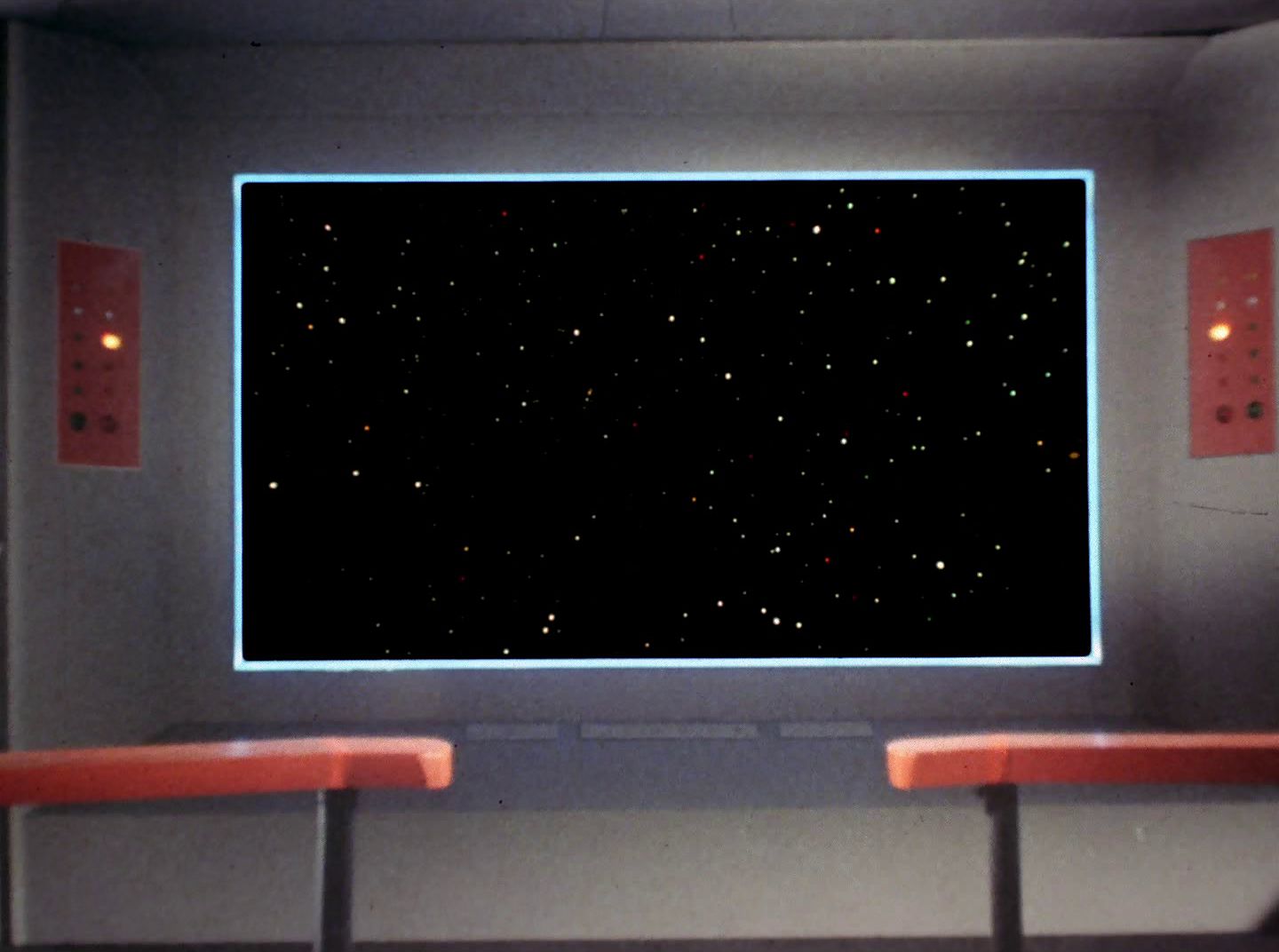 extant_StarTrek_2x11-FridaysChild_2845.jpg