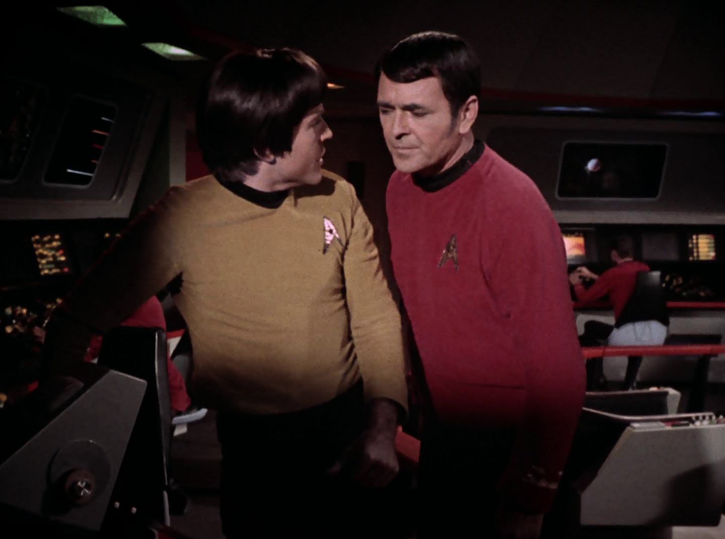 extant_StarTrek_2x11-FridaysChild_2881.jpg