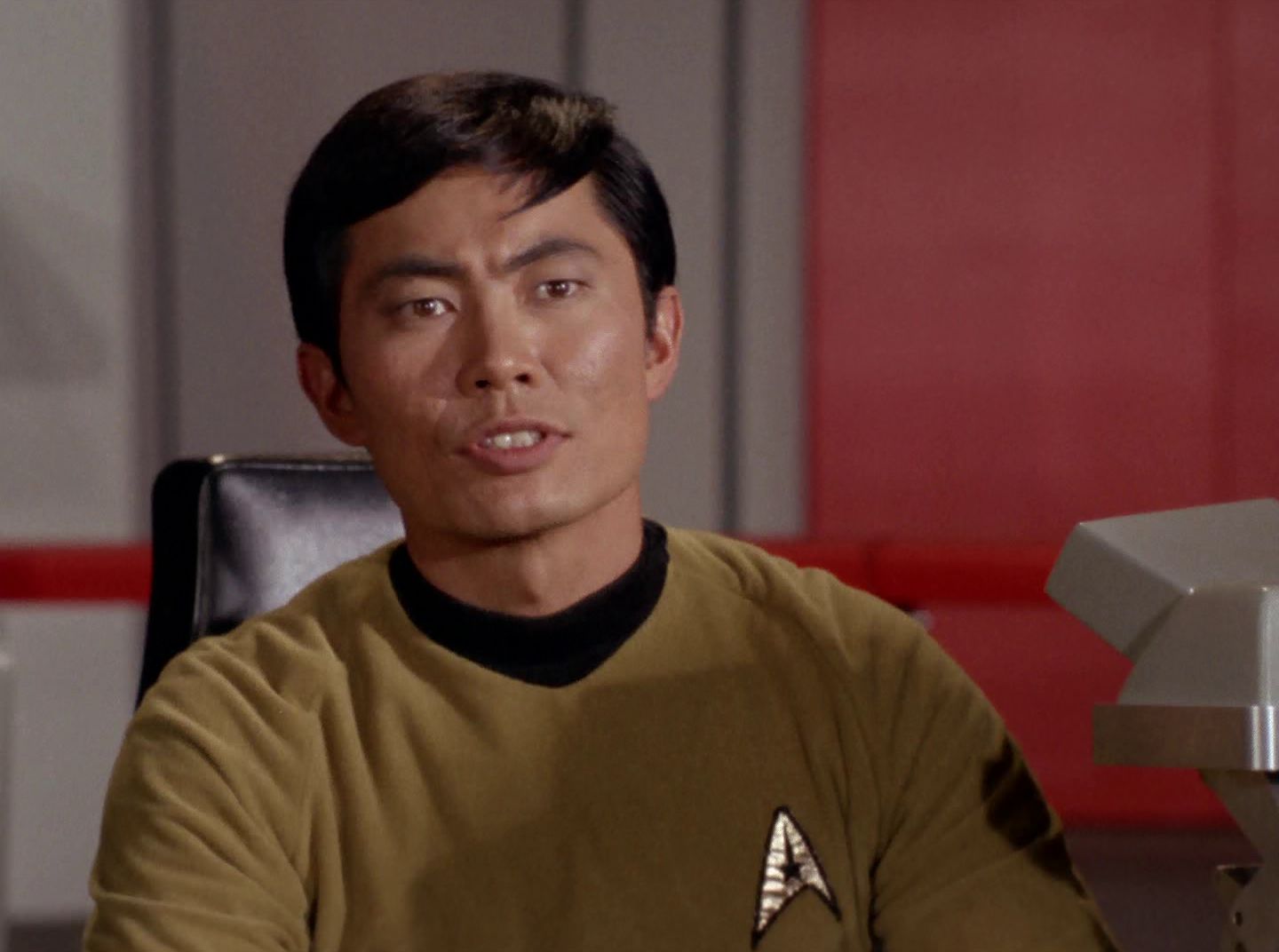 extant_StarTrek_2x11-FridaysChild_2932.jpg