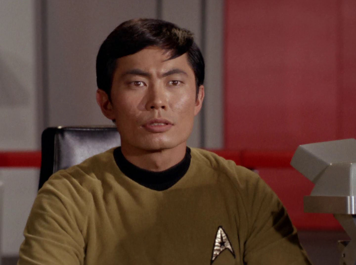 extant_StarTrek_2x11-FridaysChild_2933.jpg