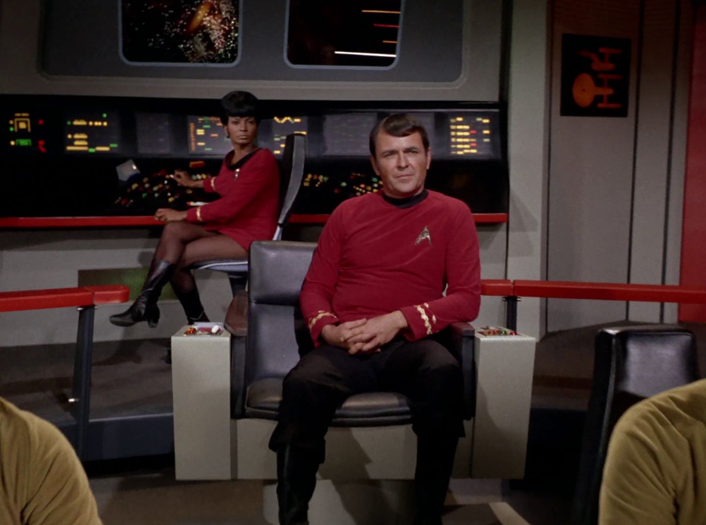 extant_StarTrek_2x11-FridaysChild_2991.jpg