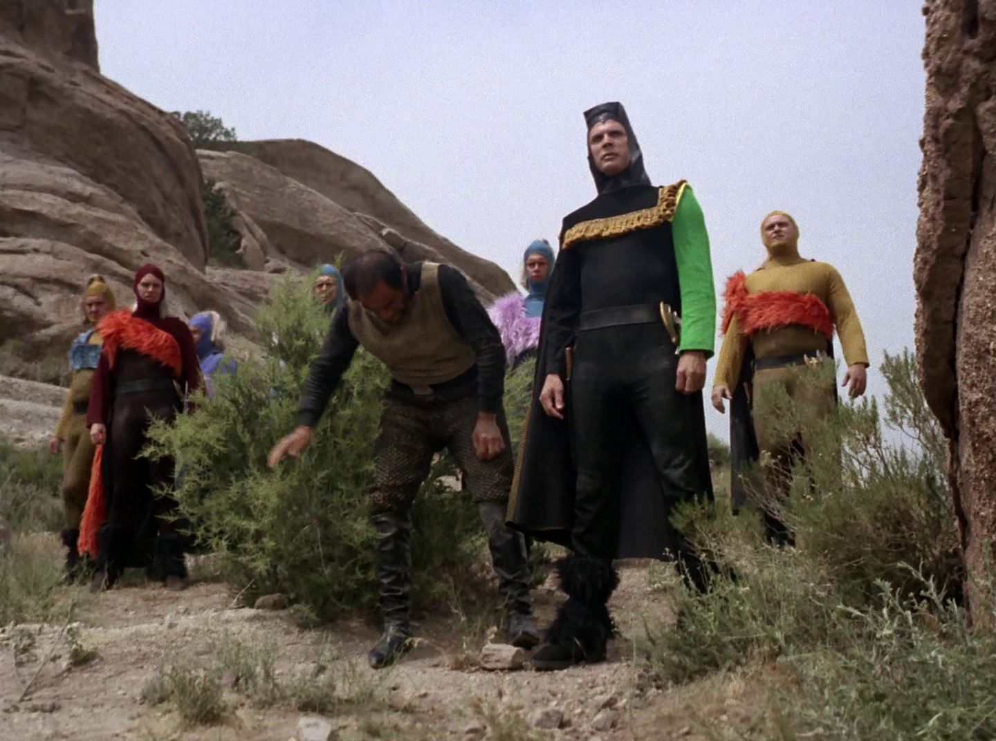 extant_StarTrek_2x11-FridaysChild_3029.jpg