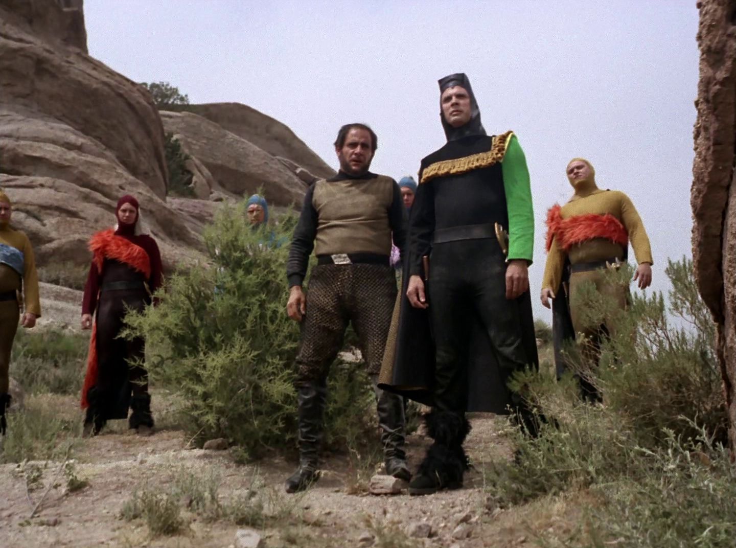 extant_StarTrek_2x11-FridaysChild_3047.jpg