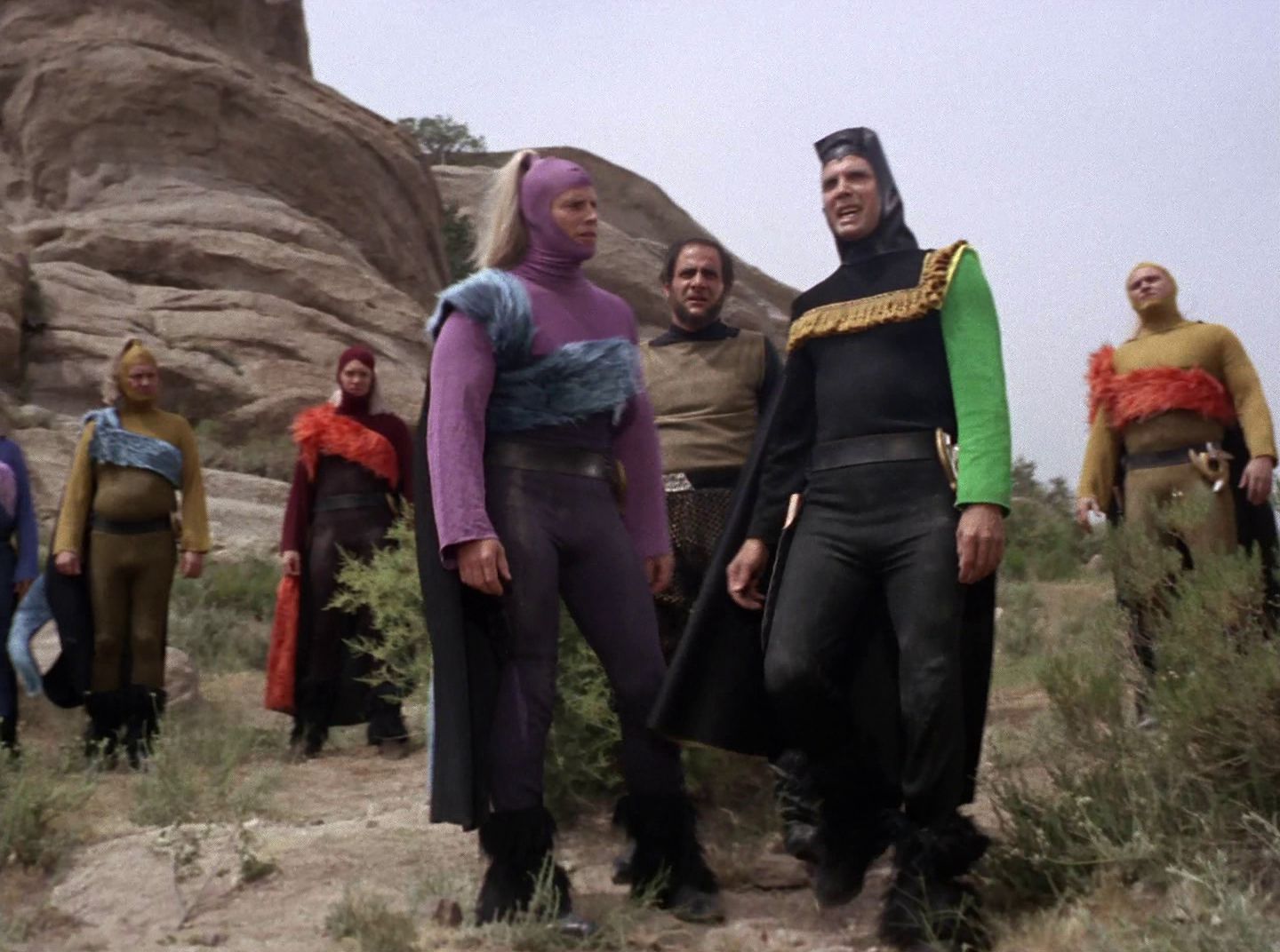 extant_StarTrek_2x11-FridaysChild_3056.jpg