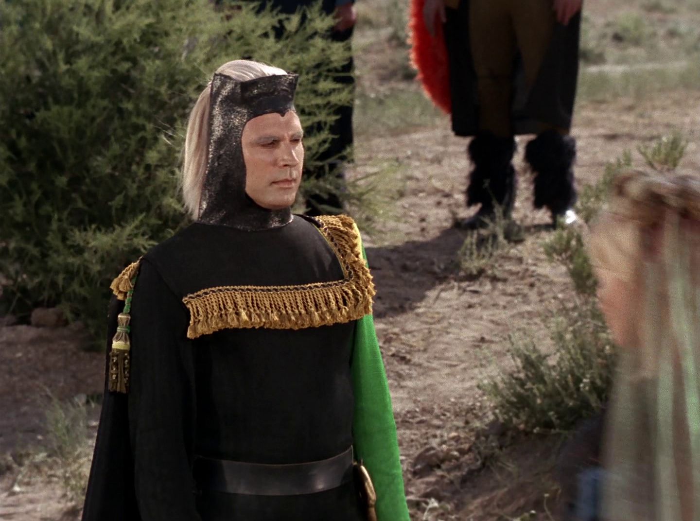 extant_StarTrek_2x11-FridaysChild_3097.jpg