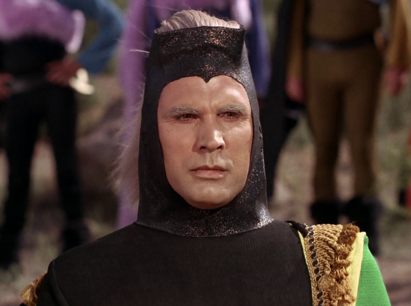 extant_StarTrek_2x11-FridaysChild_3103.jpg