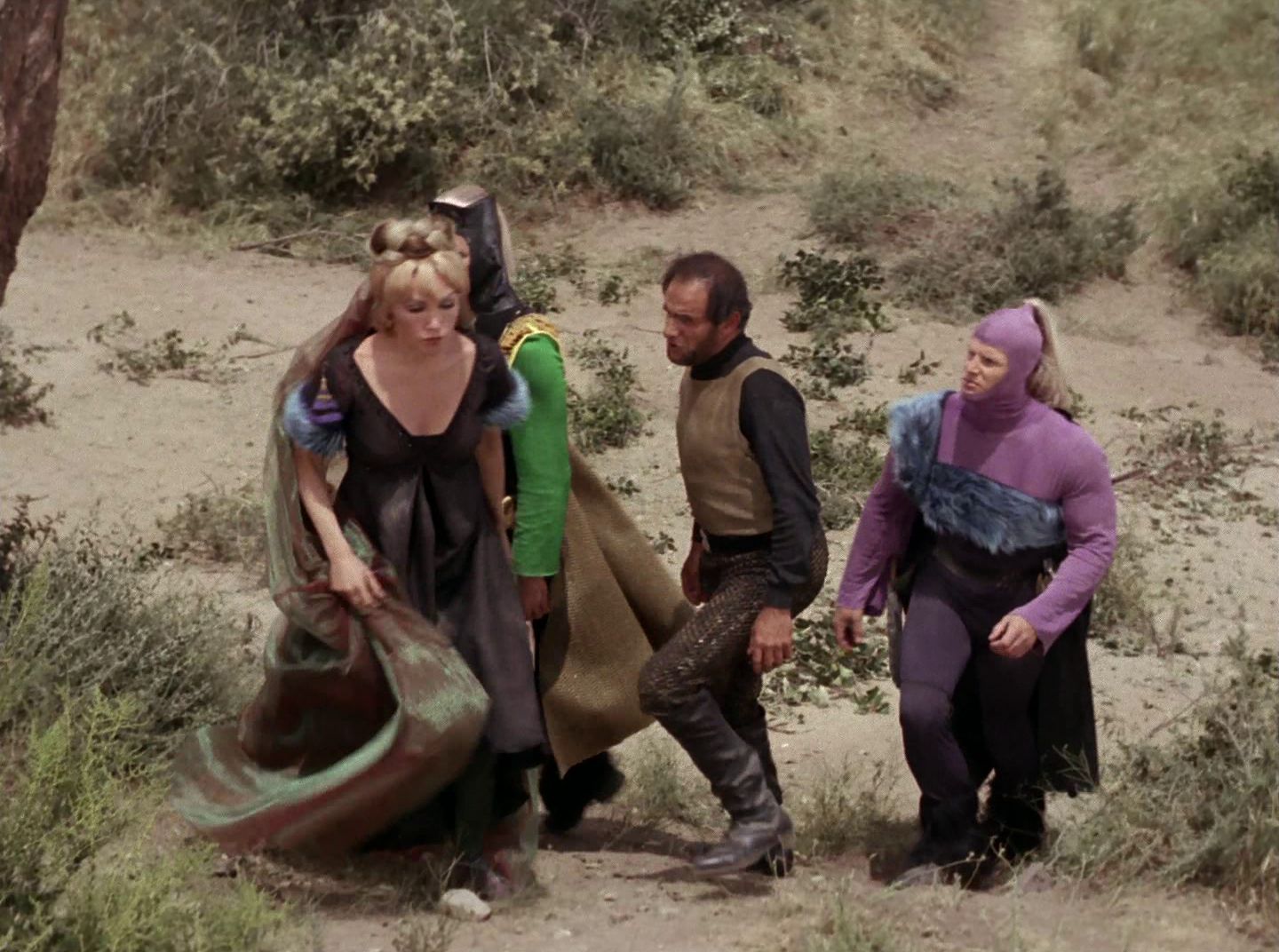 extant_StarTrek_2x11-FridaysChild_3122.jpg