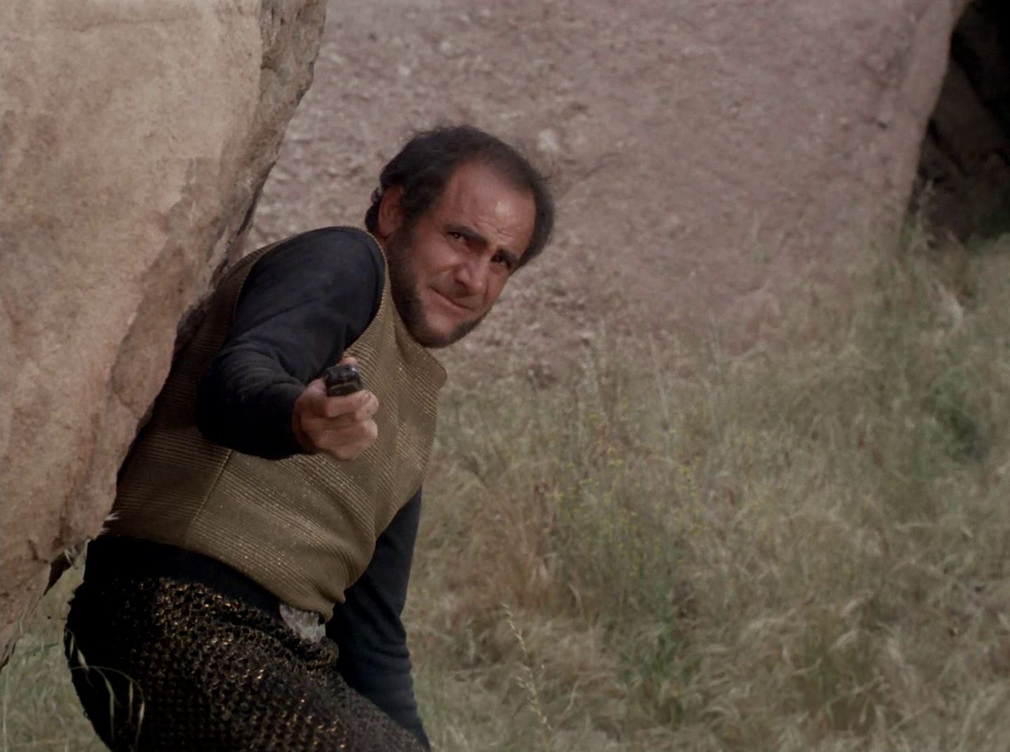 extant_StarTrek_2x11-FridaysChild_3262.jpg