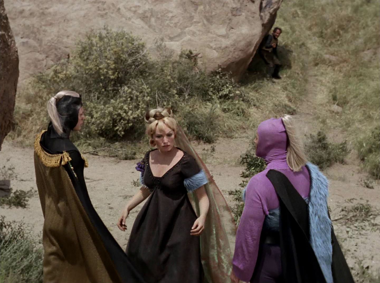 extant_StarTrek_2x11-FridaysChild_3286.jpg