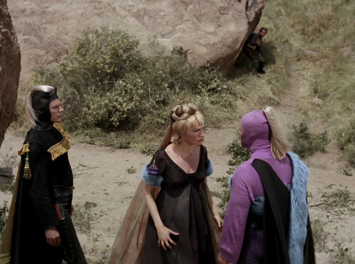 extant_StarTrek_2x11-FridaysChild_3289.jpg