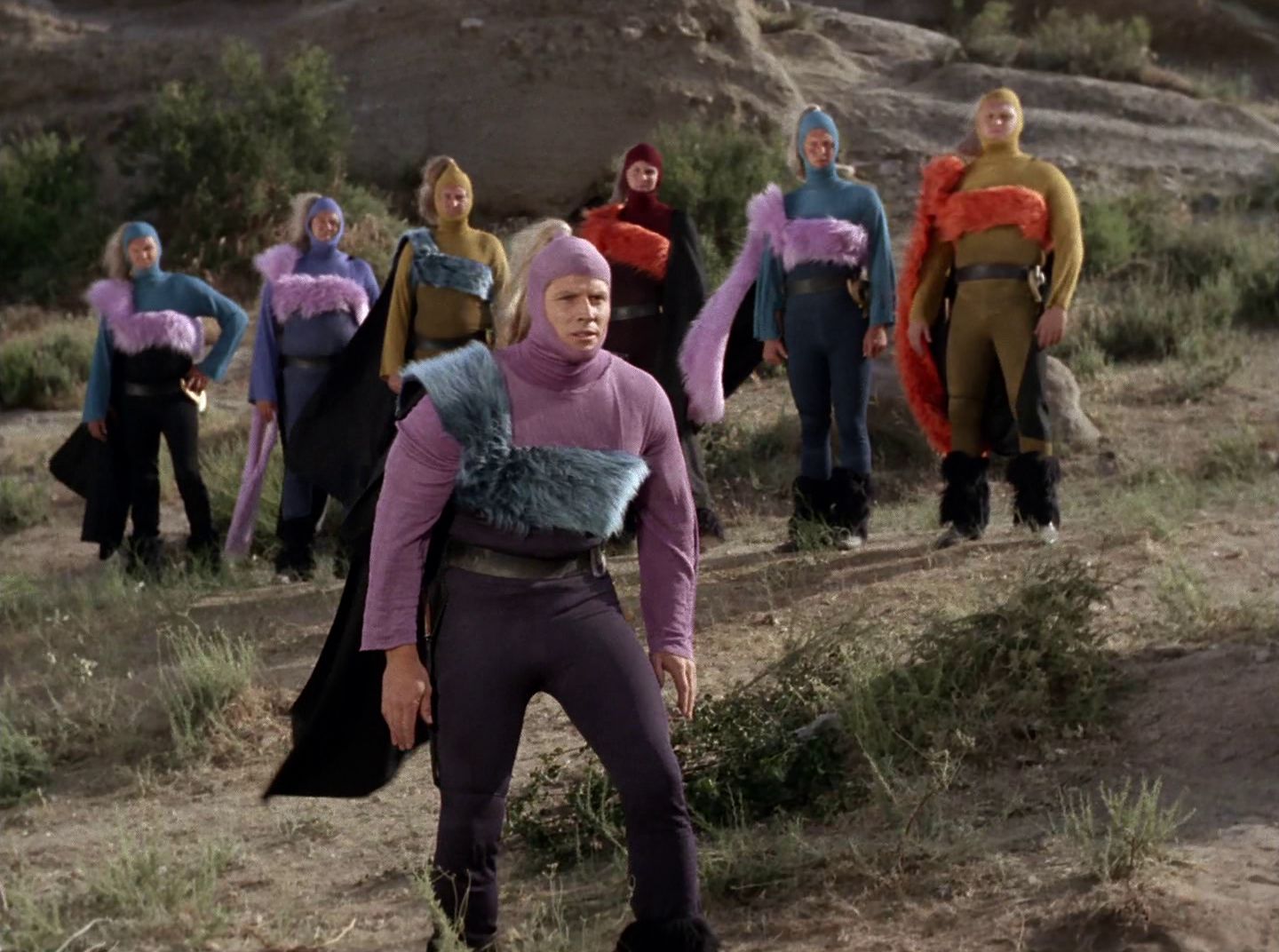 extant_StarTrek_2x11-FridaysChild_3344.jpg