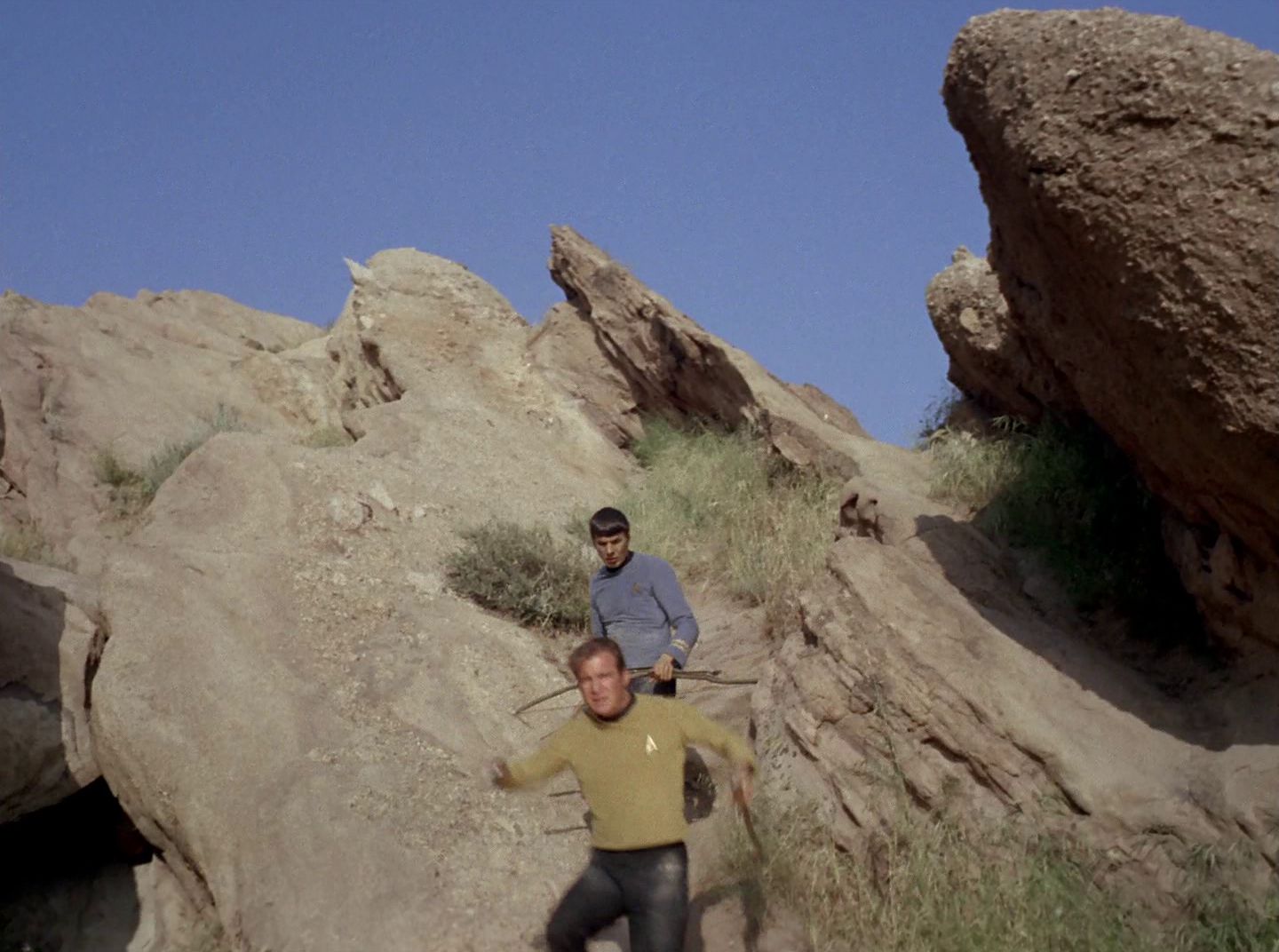 extant_StarTrek_2x11-FridaysChild_3358.jpg