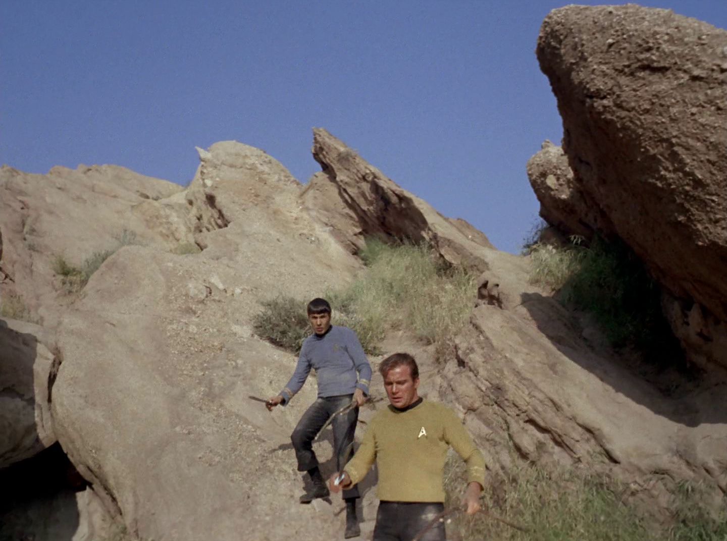 extant_StarTrek_2x11-FridaysChild_3359.jpg