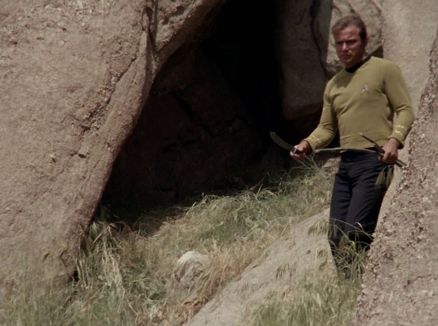extant_StarTrek_2x11-FridaysChild_3374.jpg
