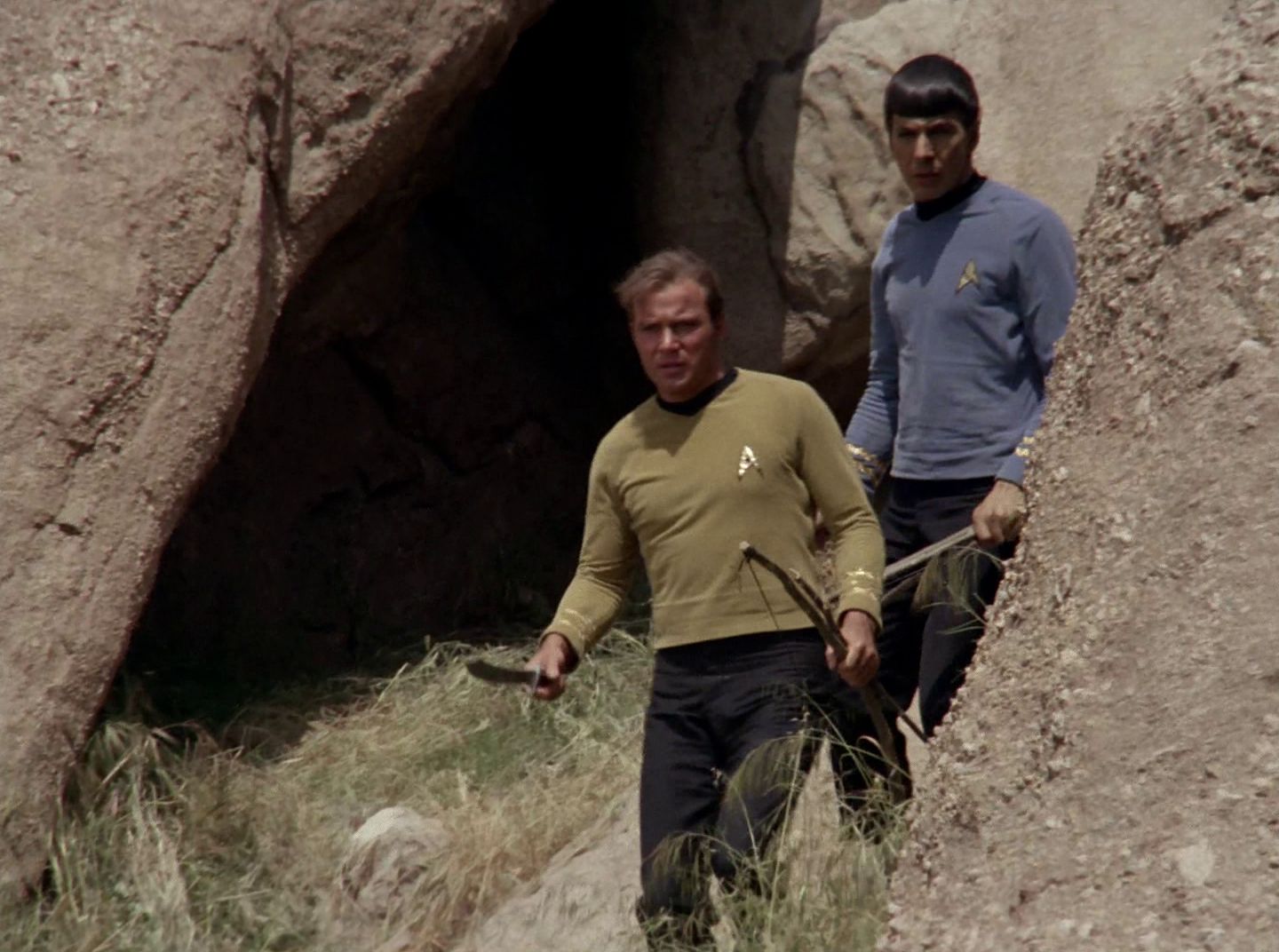 extant_StarTrek_2x11-FridaysChild_3376.jpg
