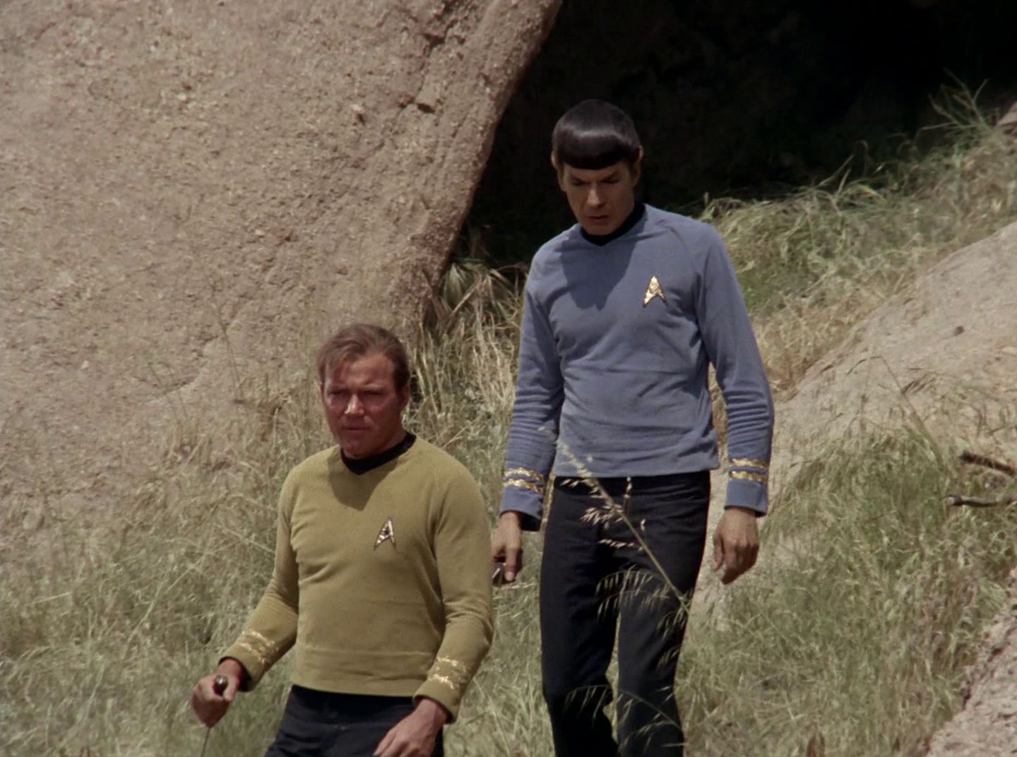 extant_StarTrek_2x11-FridaysChild_3388.jpg