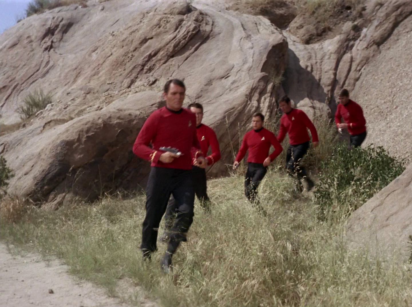extant_StarTrek_2x11-FridaysChild_3393.jpg