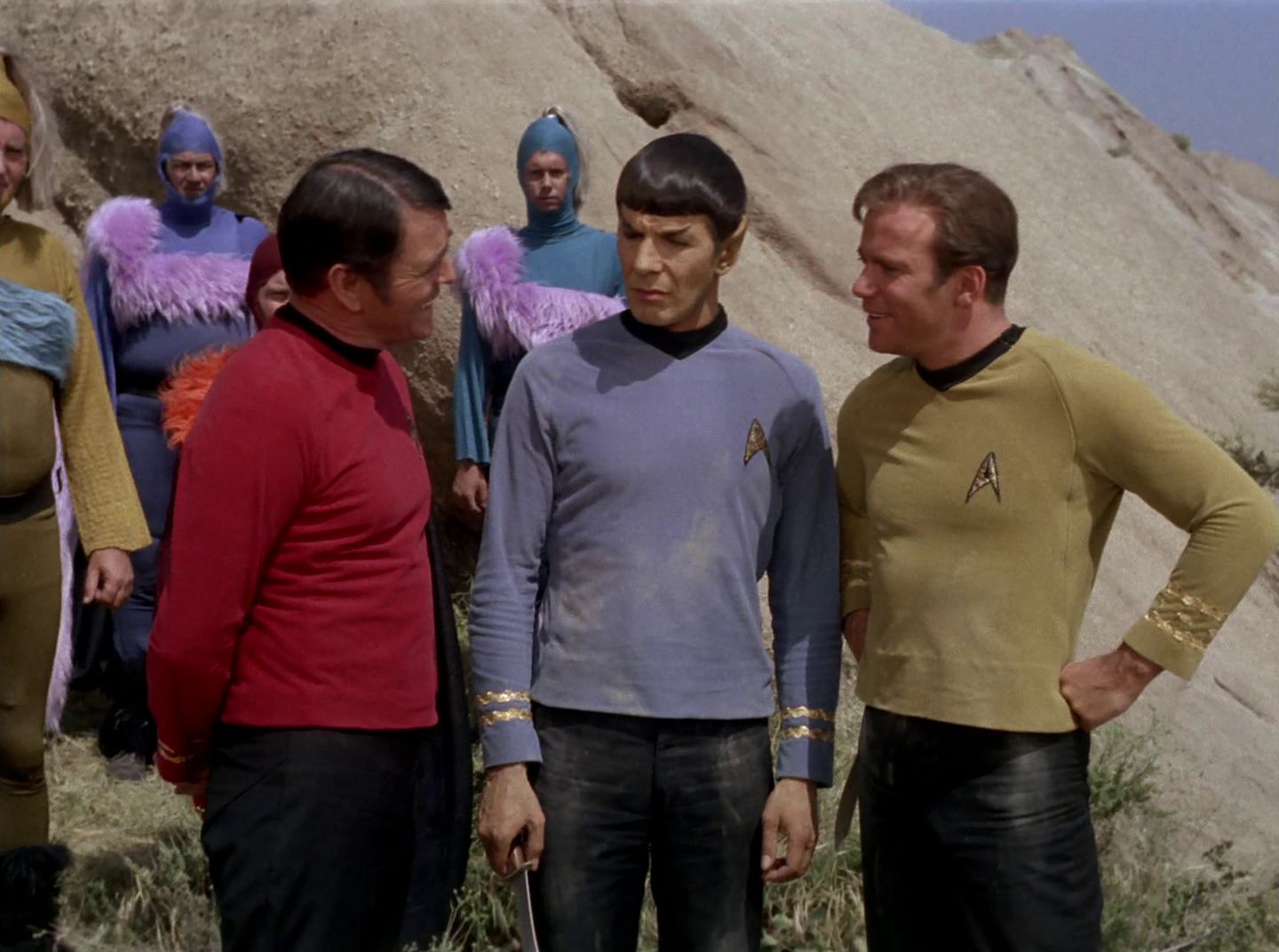 extant_StarTrek_2x11-FridaysChild_3432.jpg