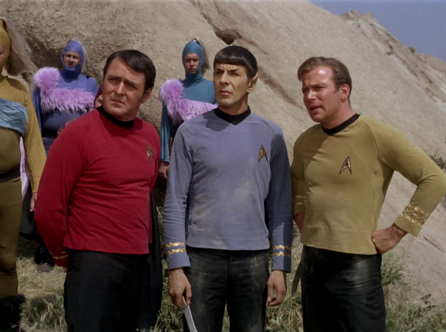 extant_StarTrek_2x11-FridaysChild_3439.jpg