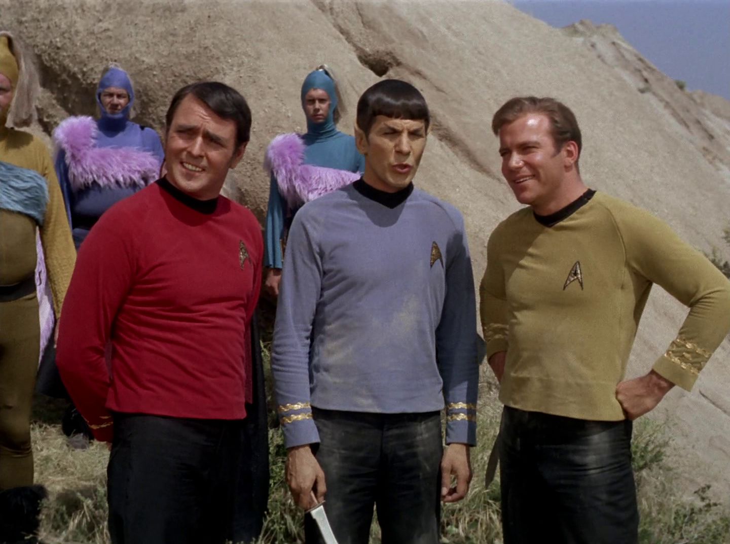 extant_StarTrek_2x11-FridaysChild_3455.jpg