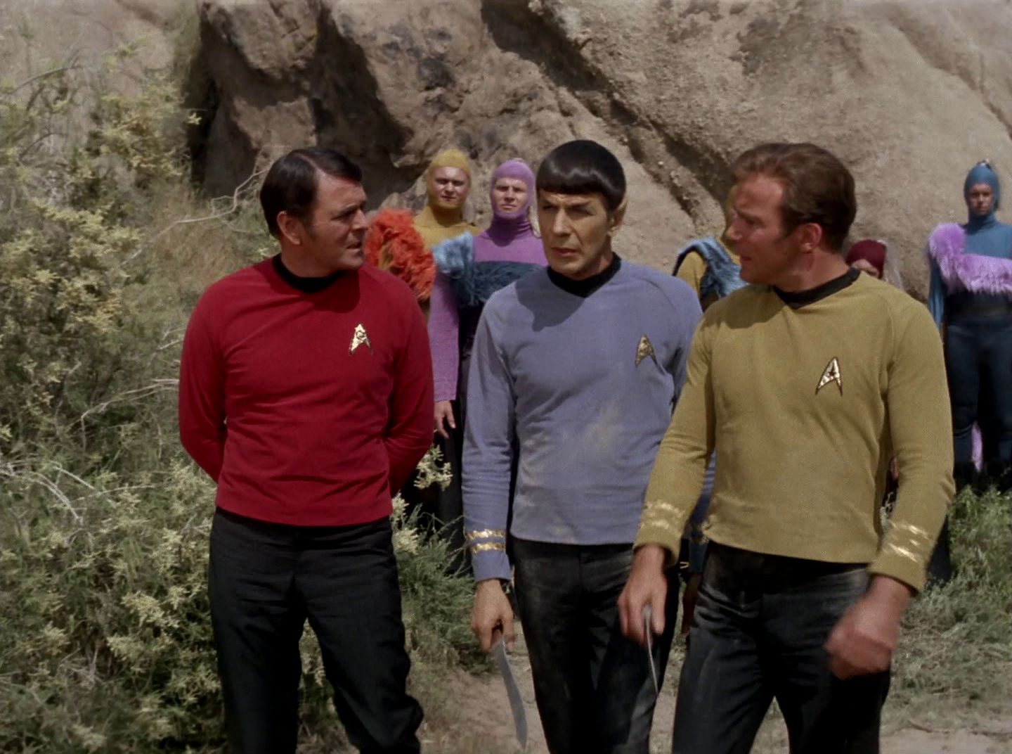 extant_StarTrek_2x11-FridaysChild_3477.jpg
