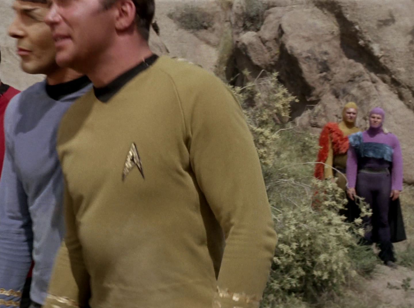 extant_StarTrek_2x11-FridaysChild_3484.jpg