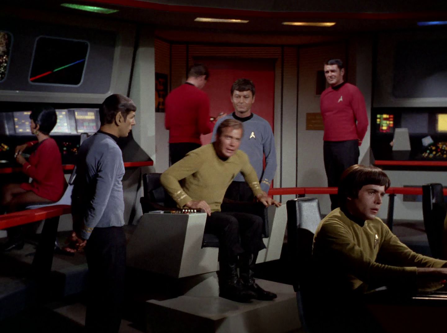 extant_StarTrek_2x11-FridaysChild_3511.jpg