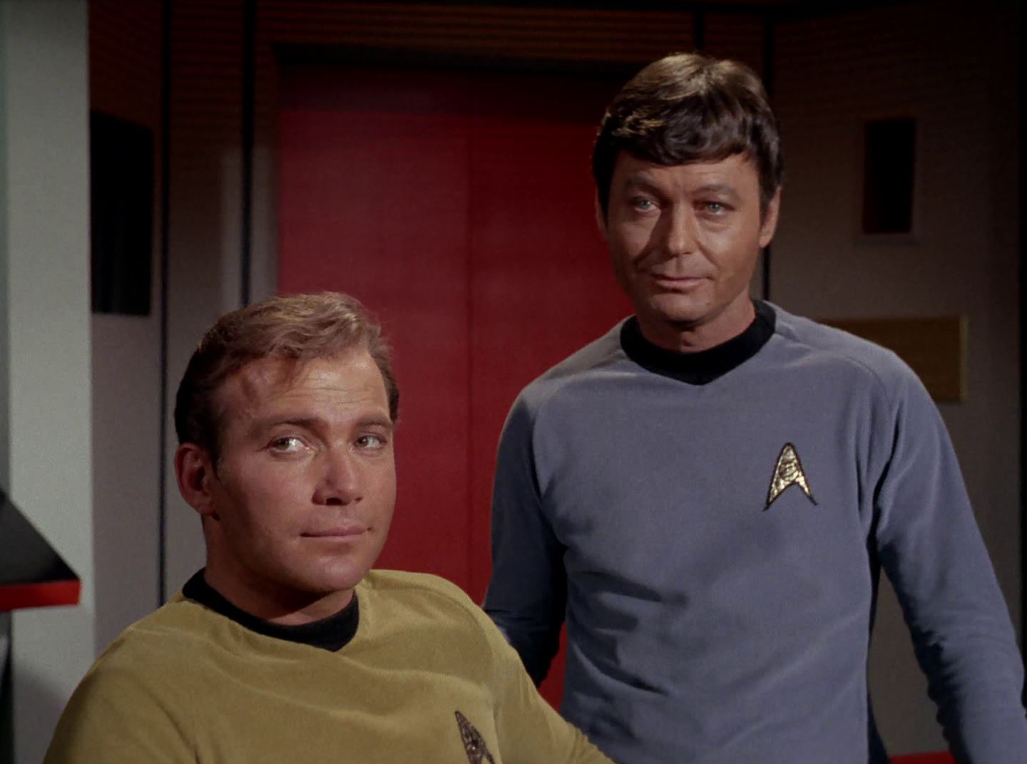 extant_StarTrek_2x11-FridaysChild_3545.jpg