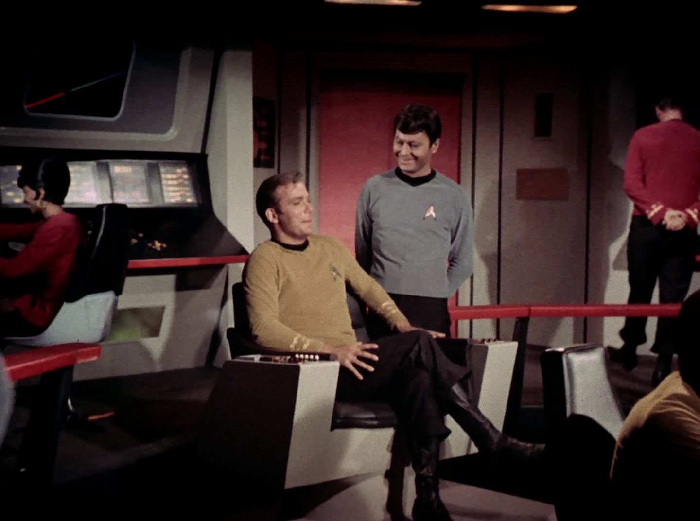 extant_StarTrek_2x11-FridaysChild_3548.jpg