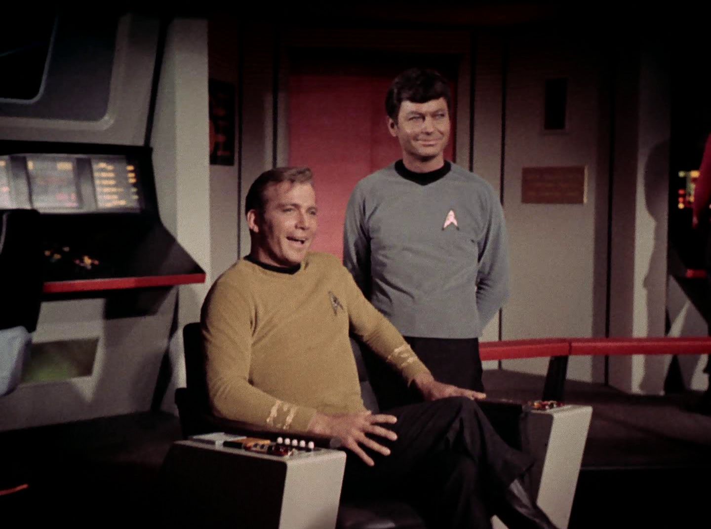 extant_StarTrek_2x11-FridaysChild_3550.jpg