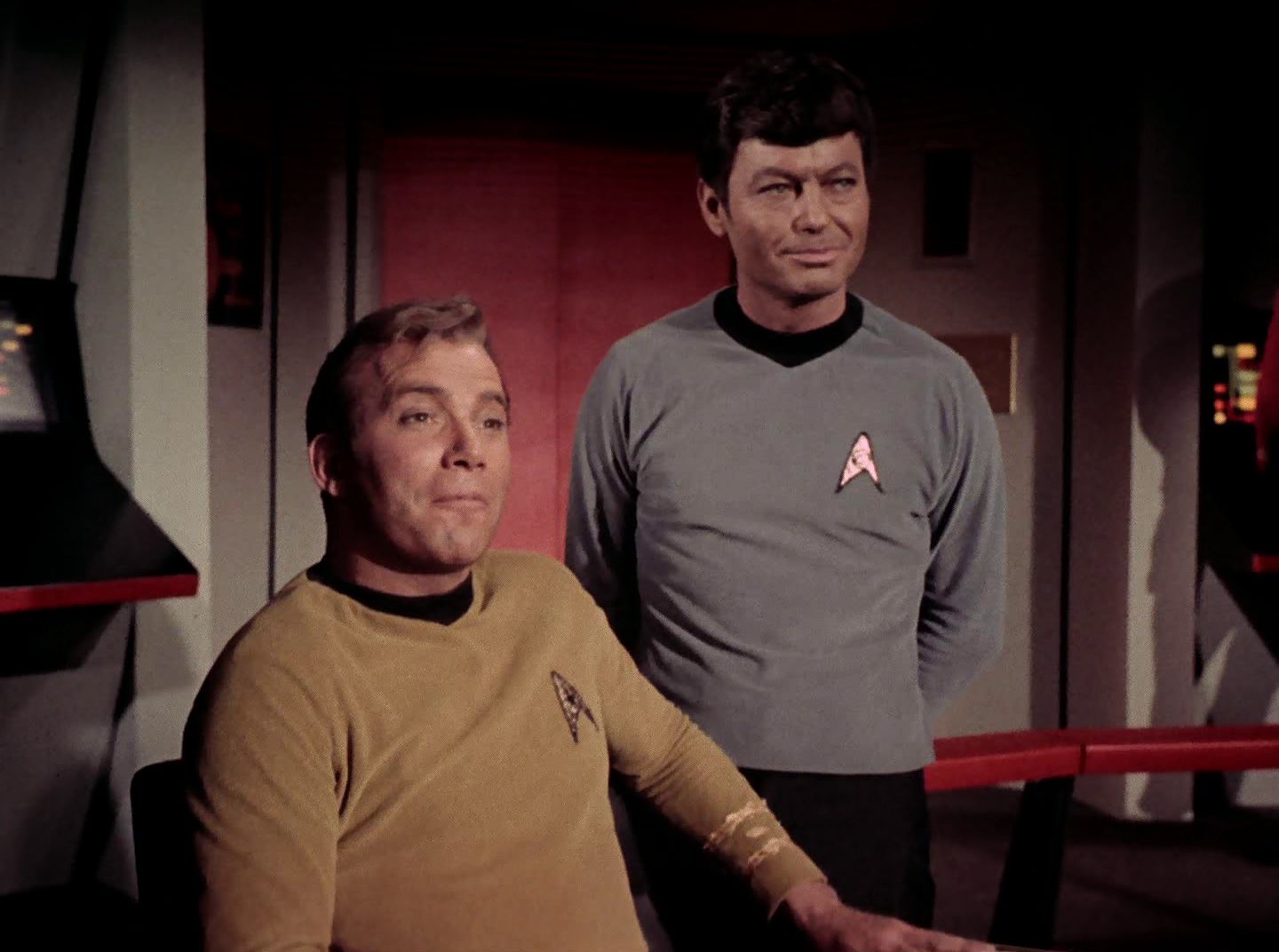 extant_StarTrek_2x11-FridaysChild_3553.jpg